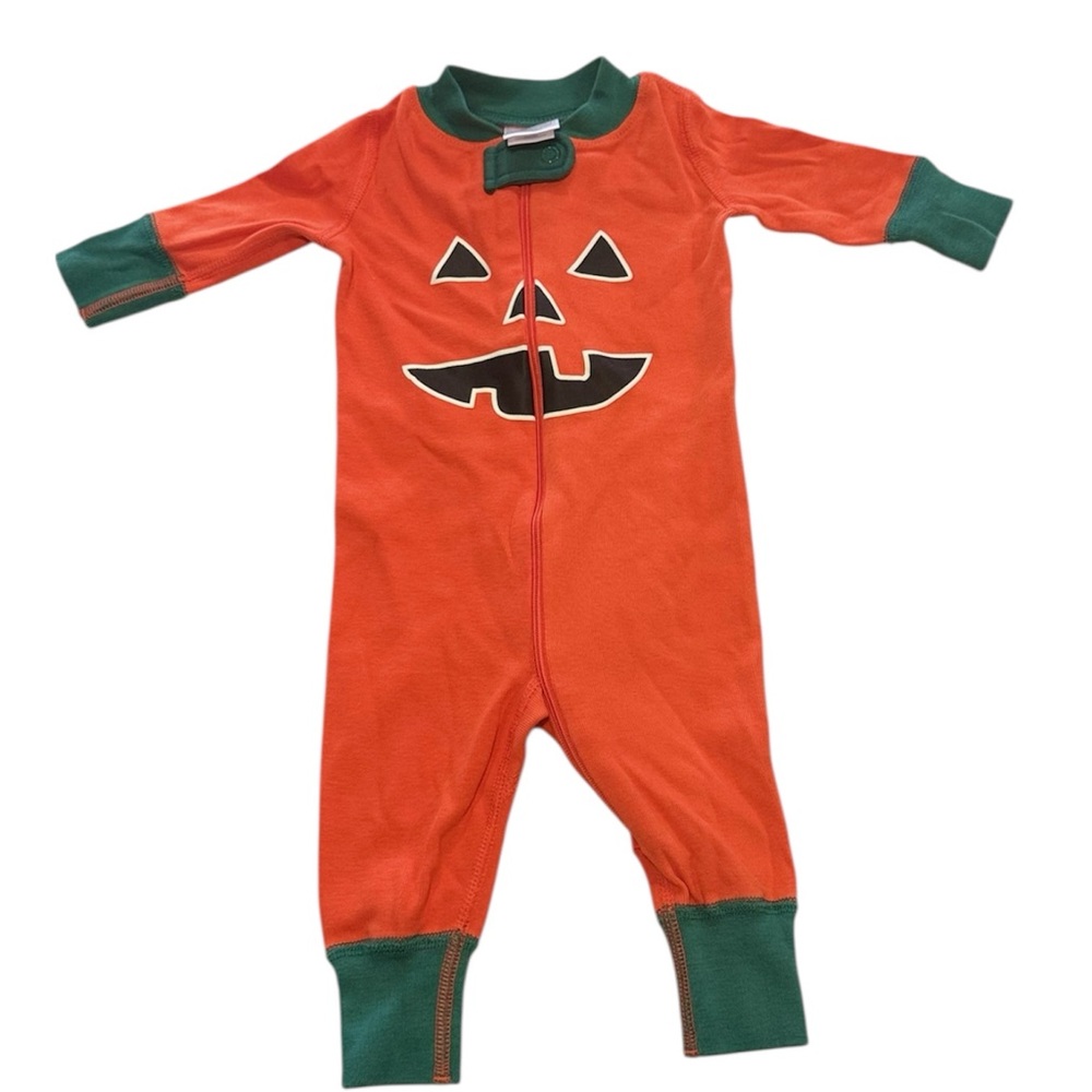 Hanna Andersson Orange and Green Pumpkin Footie